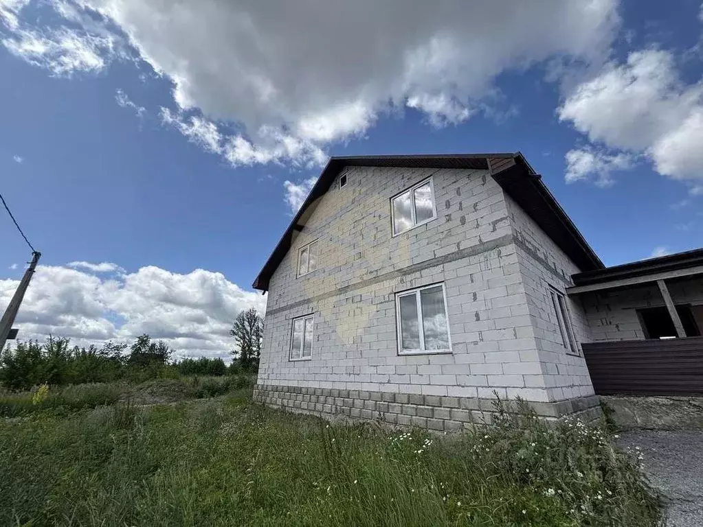 Дом в Белгородская область, Старый Оскол ул. Конфетная, 3 (196 м) - Фото 2