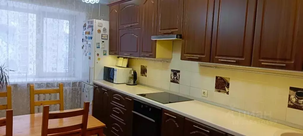 3-к кв. Башкортостан, Уфа ул. Маршала Жукова, 3/1 (74.2 м) - Фото 1