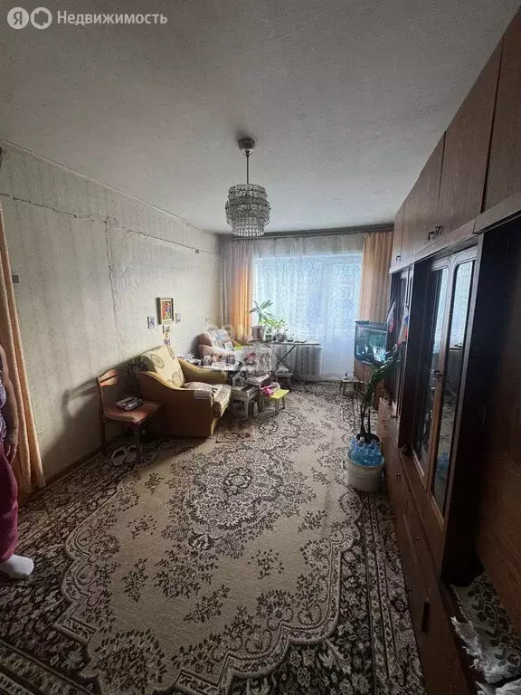 3-комнатная квартира: Омск, 21-я Амурская улица, 6 (45.7 м) - Фото 1