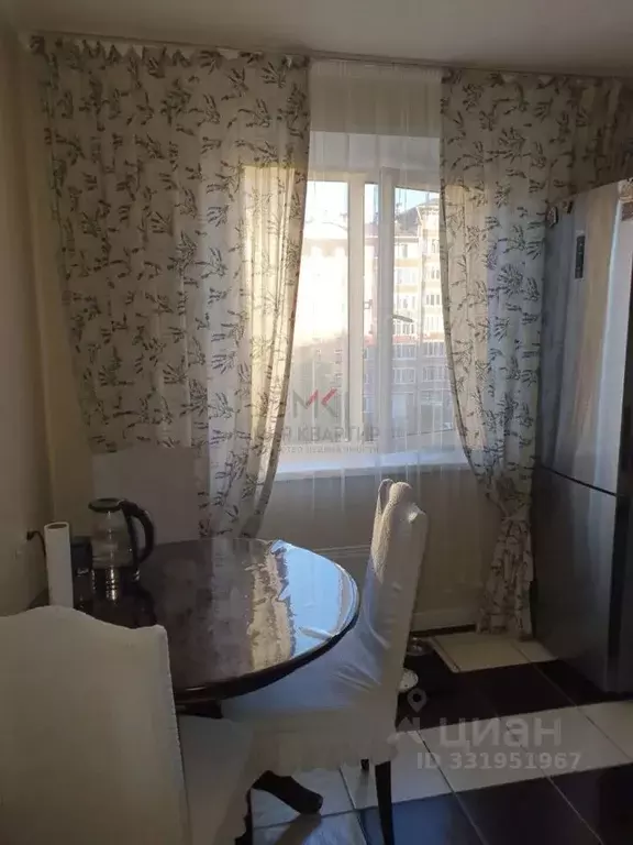 3-к кв. Хакасия, Абакан ул. Торосова, 8 (66.0 м) - Фото 1