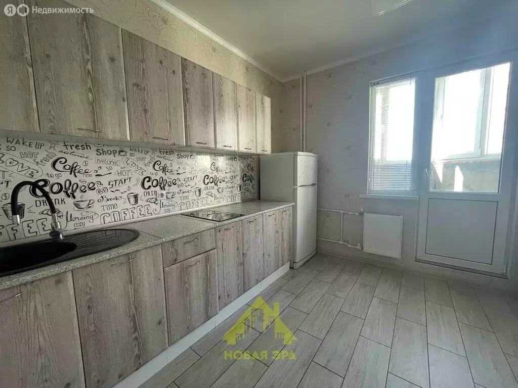 1-комнатная квартира: Оренбург, улица Рощина, 3 (35 м) - Фото 1