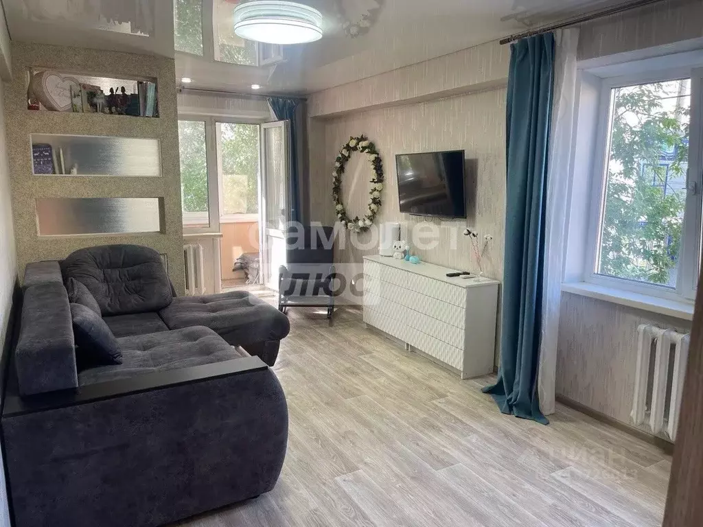 2-к кв. Омская область, Омск ул. 21-я Амурская, 14В (43.6 м) - Фото 1