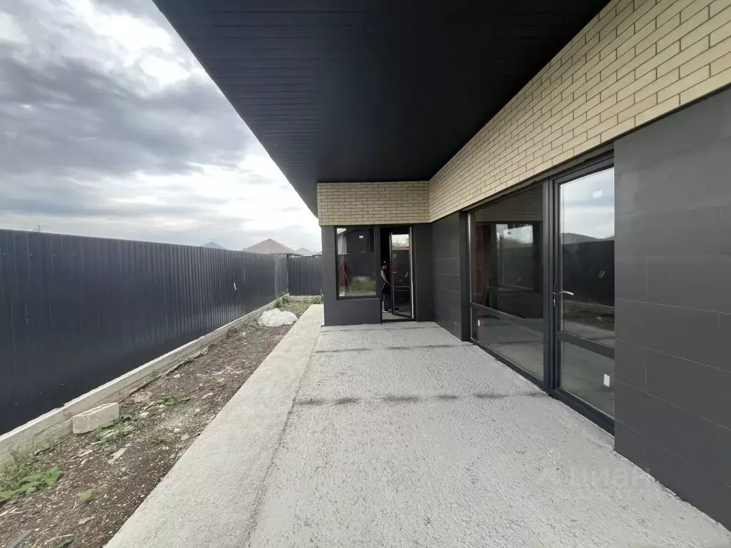 Дом в Ставропольский край, Ессентуки Поэтическая ул. (140 м) - Фото 1