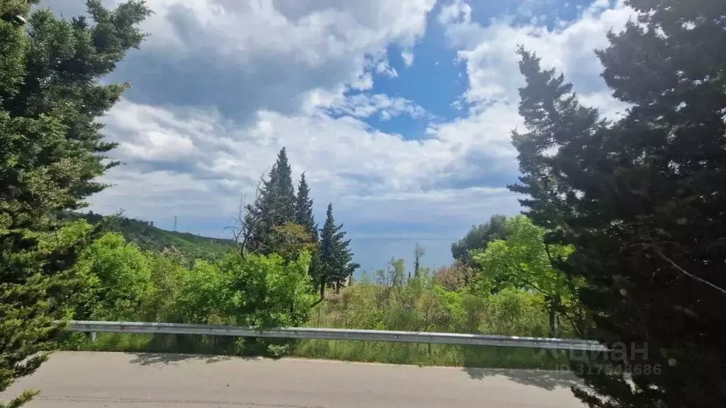 Участок в Крым, Ялта городской округ, Береговое пгт ул. Кипарисная, ... - Фото 0
