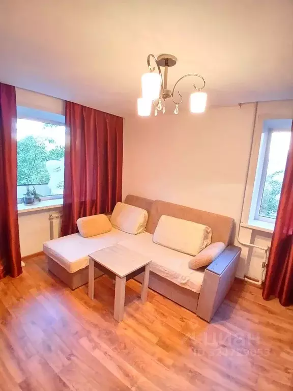 1-к кв. Кемеровская область, Новокузнецк Транспортная ул., 35 (30.0 м) - Фото 1