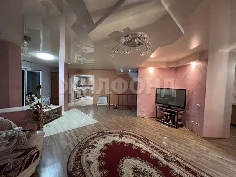 Дом в Новосибирская область, Черепаново ул. Цыцаркина (298 м) - Фото 2