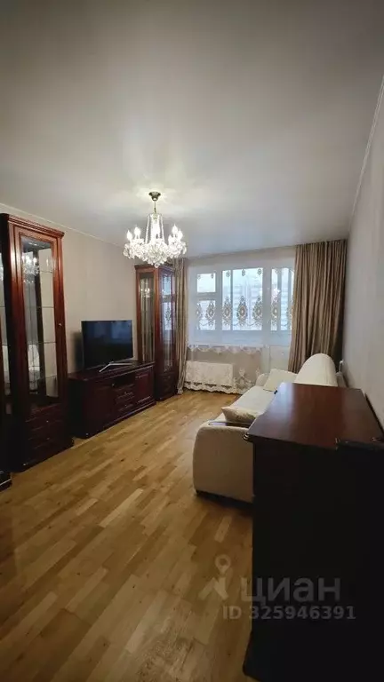 3-к кв. Москва просп. Защитников Москвы, 9к1 (74.2 м) - Фото 1