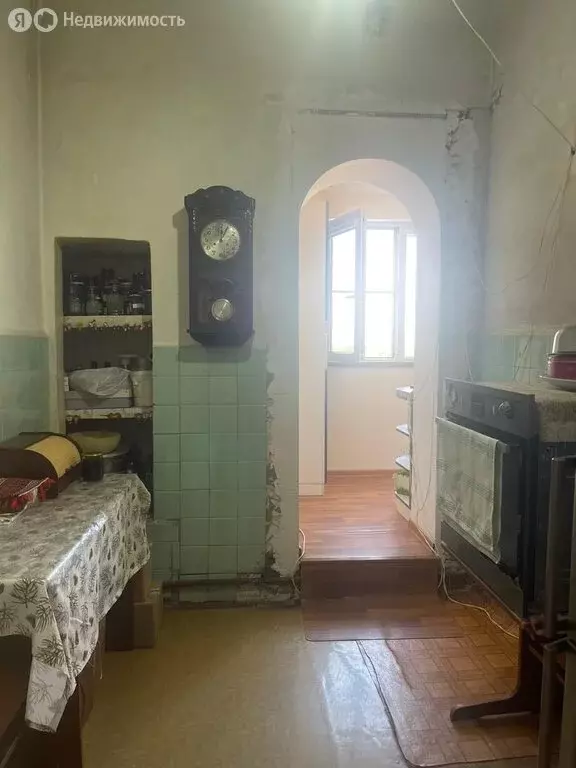 3-комнатная квартира: Владикавказ, Железнодорожный переулок, 1 (80 м) - Фото 0
