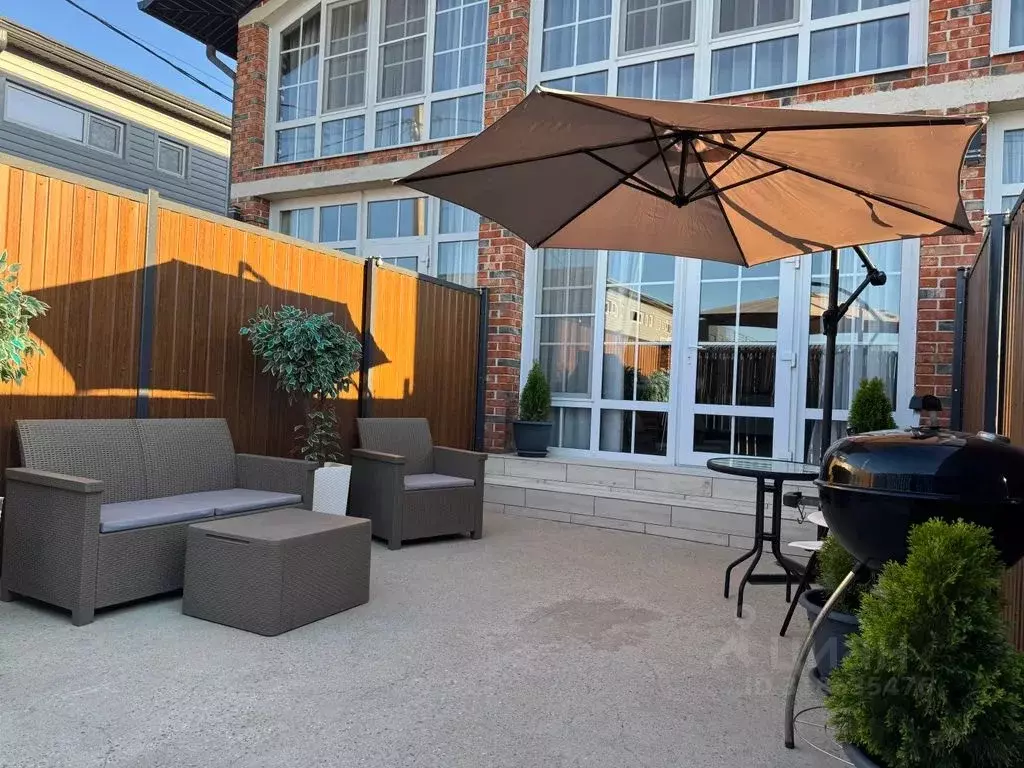 Дом в Краснодарский край, Темрюкский район, Голубицкое с/пос, ... - Фото 2