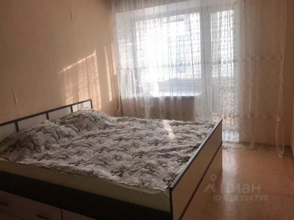 2-к кв. Омская область, Омск ул. Красный Путь, 18 (52.4 м) - Фото 0
