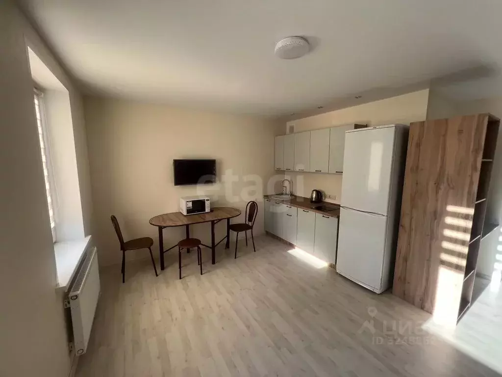 Студия Тюменская область, Тюмень ул. Республики, 204к5 (28.0 м) - Фото 1