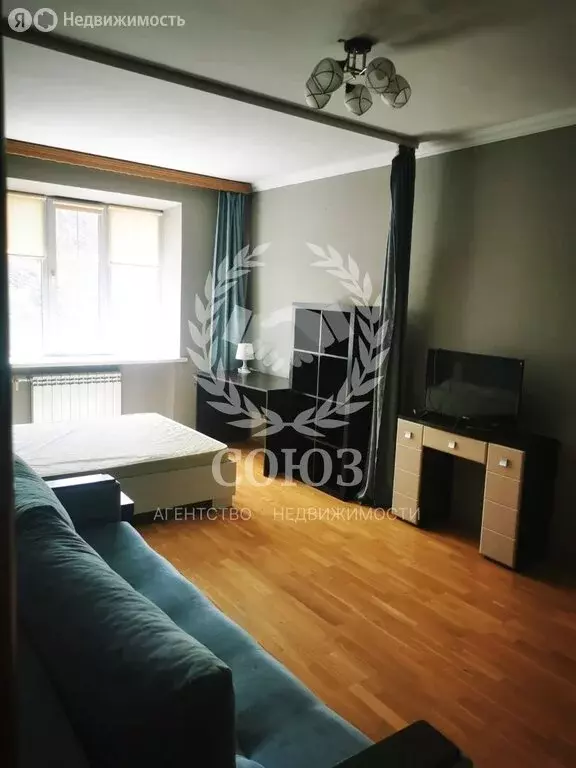 1-комнатная квартира: Калуга, улица Баррикад, 8 (47.1 м) - Фото 0