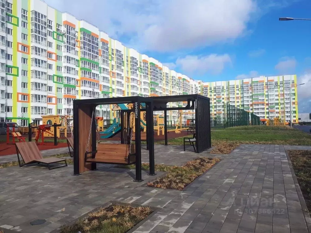 2-к кв. Курская область, Курск ул. Энгельса, 158 (54.7 м) - Фото 0