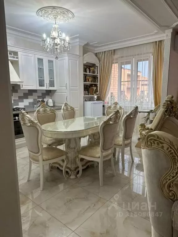 1-к кв. Ставропольский край, Ессентуки ул. Буачидзе, 1к1 (82.3 м) - Фото 0