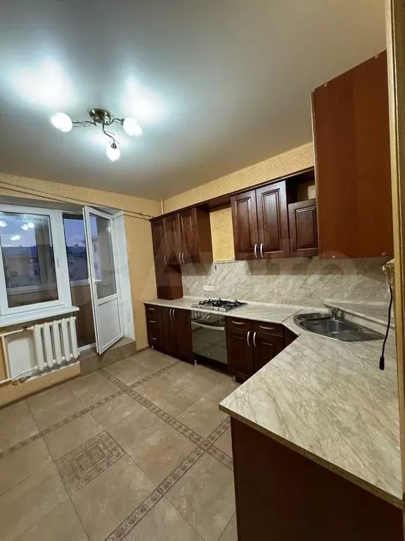 3-к. квартира, 65 м, 4/5 эт. - Фото 0