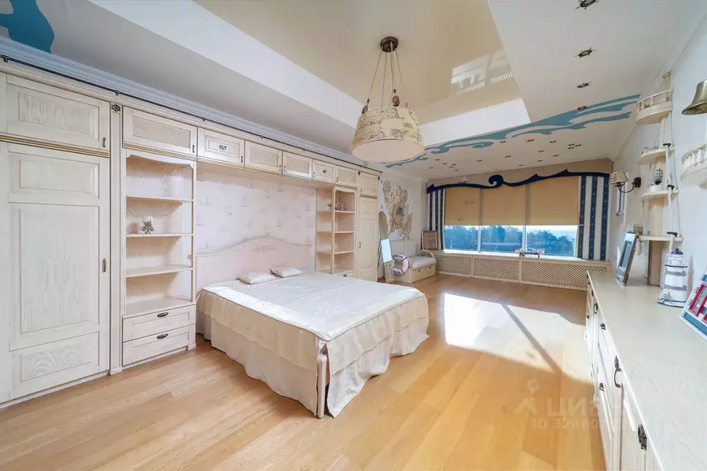 5-к кв. Краснодарский край, Сочи Курортный просп., 94/28 (350.0 м) - Фото 1