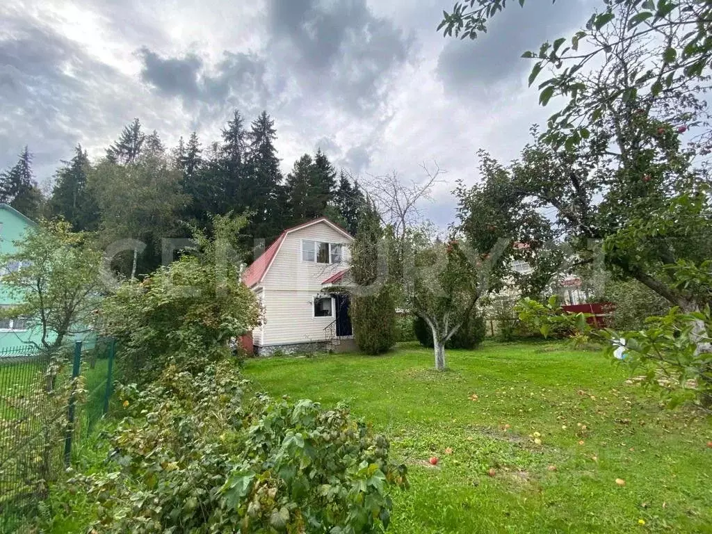 Дом в Калужская область, Жуковский район, Совхоз Победа с/пос, ... - Фото 1