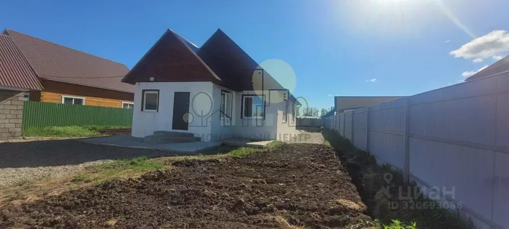 Дом в Иркутская область, Иркутский муниципальный округ, с. Хомутово ... - Фото 1