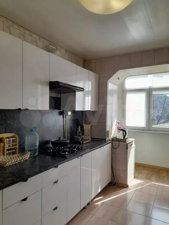 2-к. квартира, 60 м, 3/5 эт. - Фото 0