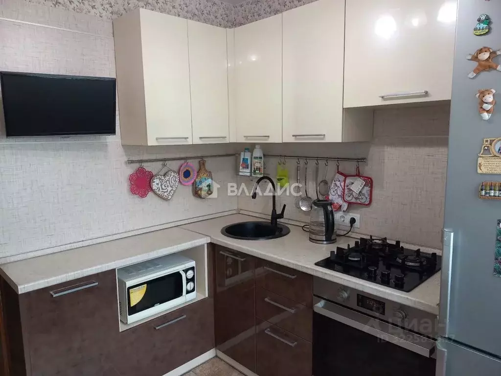 2-к кв. Иркутская область, Ангарск 12-й мкр, 7 (44.7 м) - Фото 1