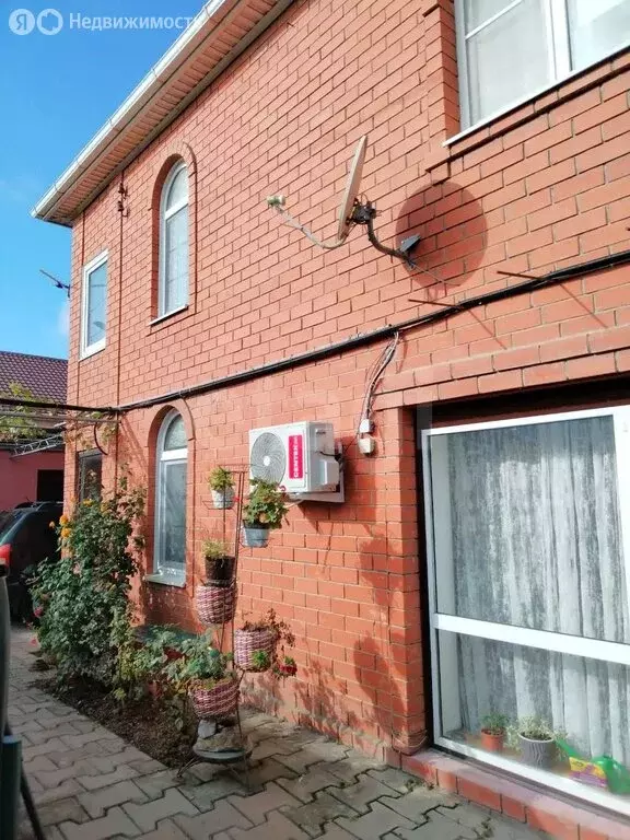 Дом в село Витязево, Черноморская улица (130 м) - Фото 1