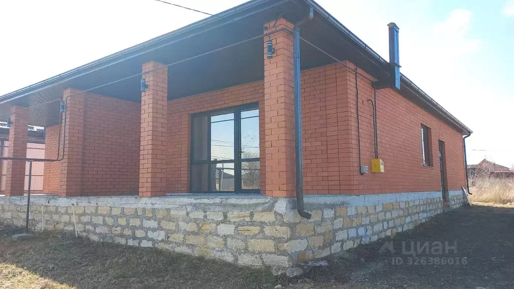 Коттедж в Ставропольский край, Михайловск Шпаковский район, ул. ... - Фото 2