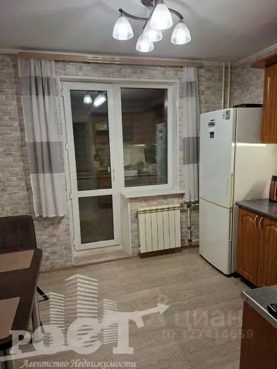 2-к кв. Приморский край, Артем ул. Фрунзе, 58 (52.7 м) - Фото 1