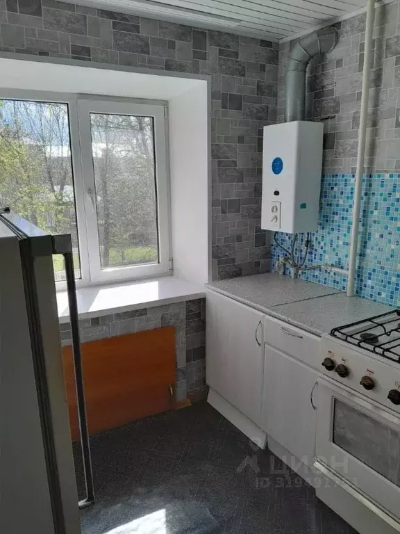 2-к кв. Башкортостан, Уфа пер. Пархоменко, 8 (45.0 м) - Фото 0