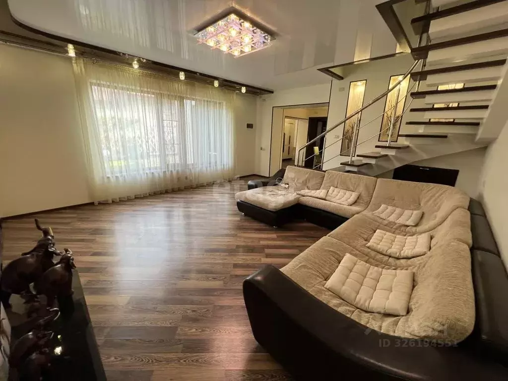 Дом в Краснодарский край, Ейск ул. Гоголя (150 м) - Фото 1