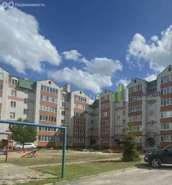 3-комнатная квартира: Великий Новгород, проспект Александра Корсунова, ... - Фото 1