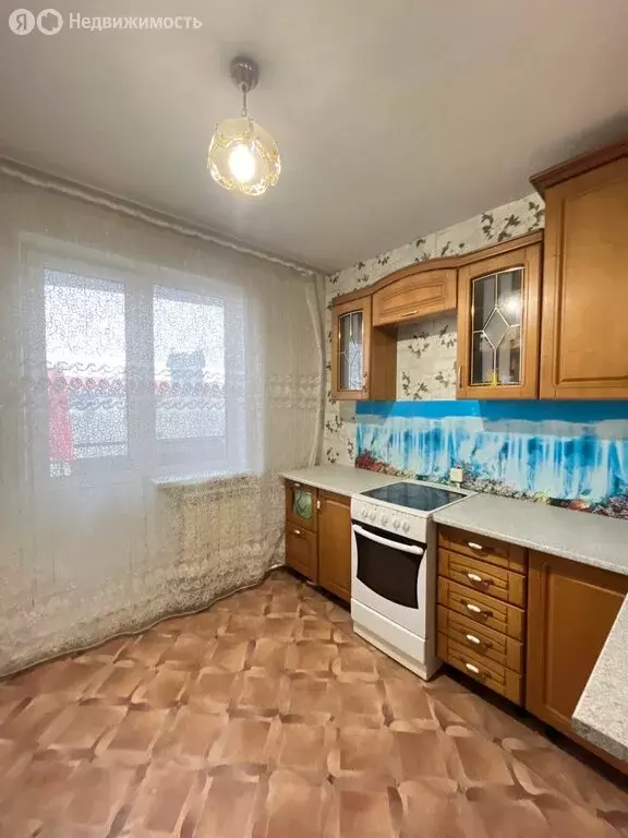 2-комнатная квартира: Уссурийск, улица Ивасика, 58 (51.5 м) - Фото 0