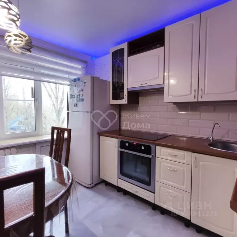 3-к кв. Волгоградская область, Волгоград ул. Ткачева, 18 (60.8 м) - Фото 2