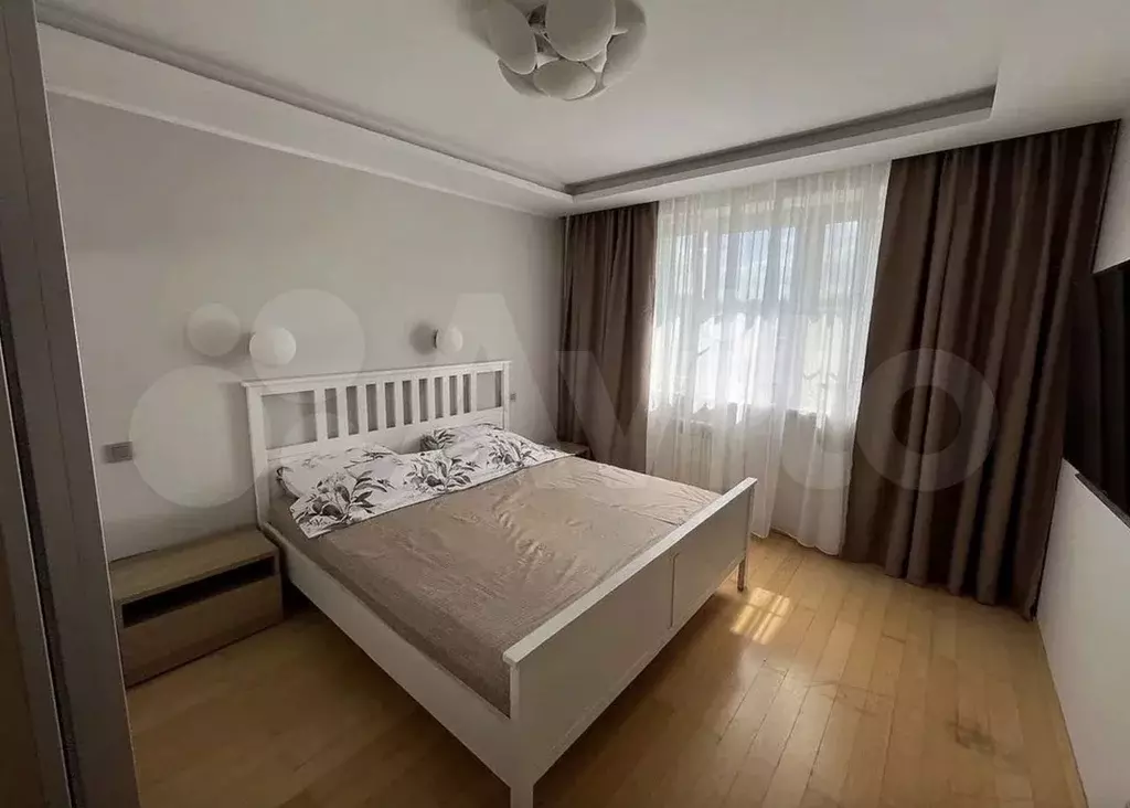 2-к. квартира, 55 м, 5/17 эт. - Фото 1