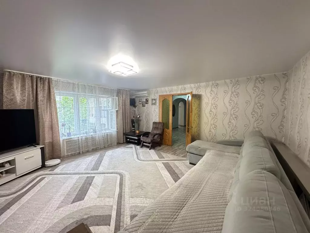 Дом в Астраханская область, Астрахань Староастраханская ул., 17Б (140 ... - Фото 1