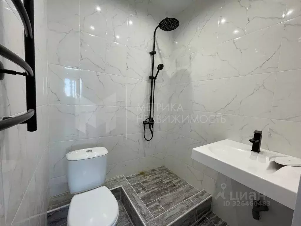 Студия Тюменская область, Тюмень ул. 2-я Луговая, 22к2 (20.0 м) - Фото 1