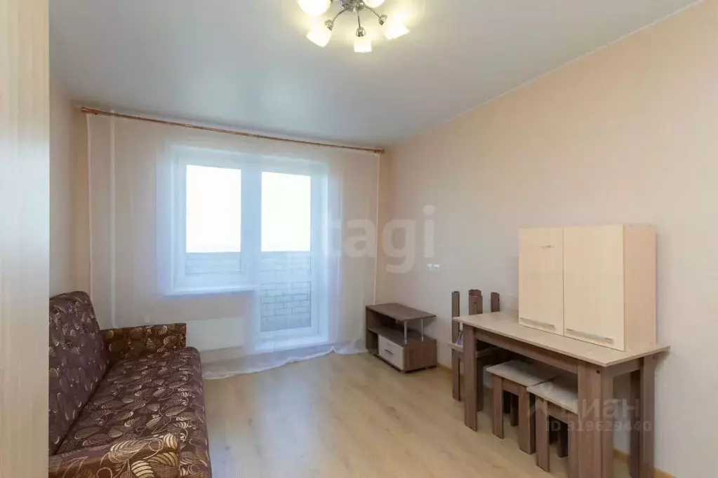 Студия Тюменская область, Тюмень ул. Тимофея Чаркова, 28 (20.6 м) - Фото 0