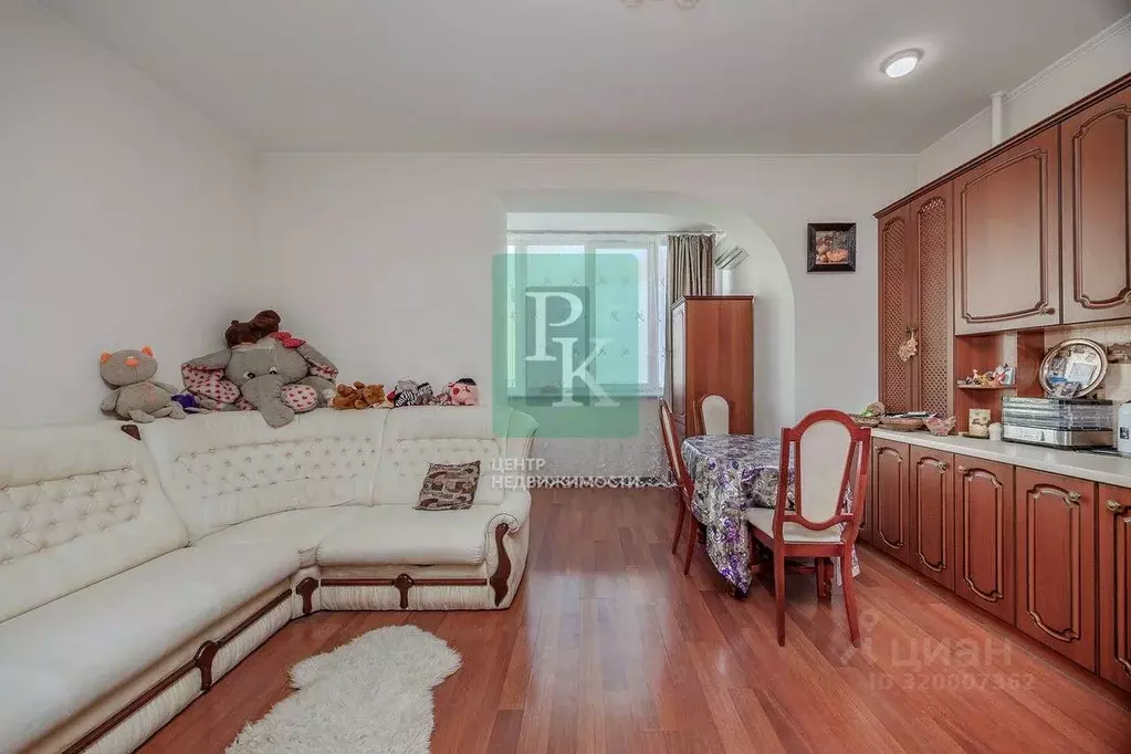 2-к кв. Севастополь ул. Вакуленчука, 53/7 (52.0 м) - Фото 0