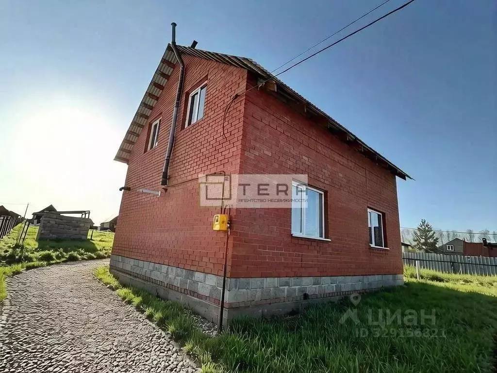 Дом в Башкортостан, Иглинский сельсовет, с. Иглино ул. Радостная, 4 ... - Фото 1