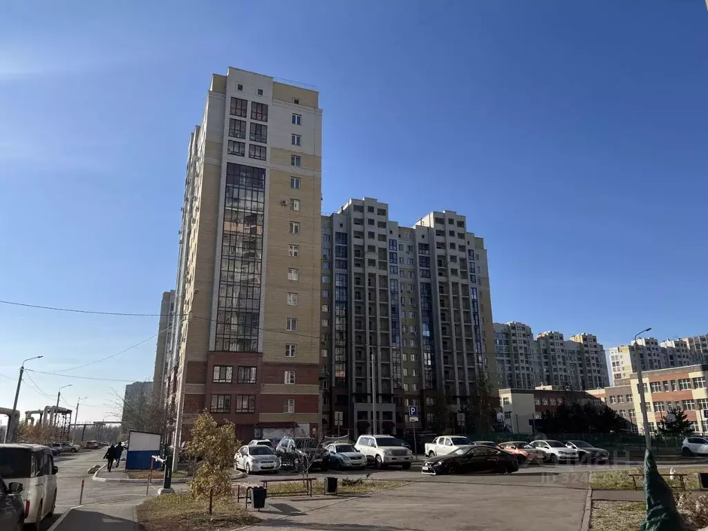 2-к кв. Омская область, Омск ул. Красный Путь, 101к2 (57.2 м) - Фото 1