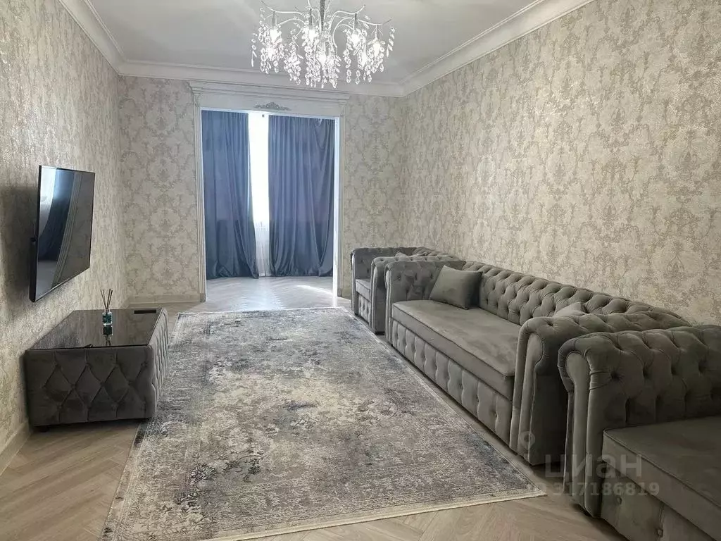 2-к кв. Дагестан, Махачкала ул. Даниялова, 101 (96.0 м) - Фото 0