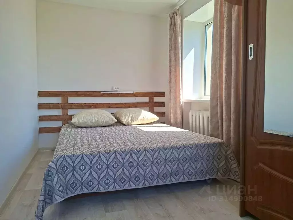 2-к кв. Карелия, Медвежьегорск ул. Дзержинского, 7 (48.0 м) - Фото 0