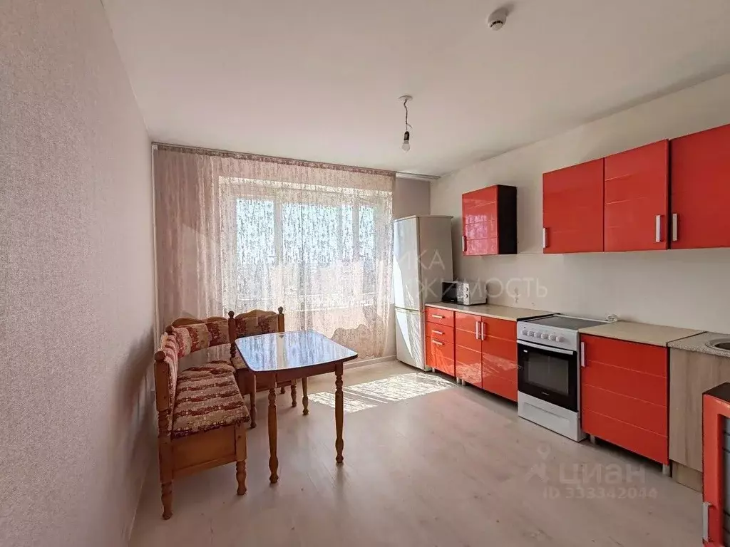 1-к кв. Тюменская область, Тюмень ул. Павла Шарова, 5 (39.6 м) - Фото 1