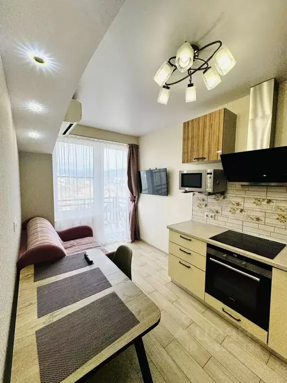 1-к кв. Краснодарский край, Сочи Новый Сочи мкр, ул. Цюрупы, 34 (42.0 ... - Фото 1