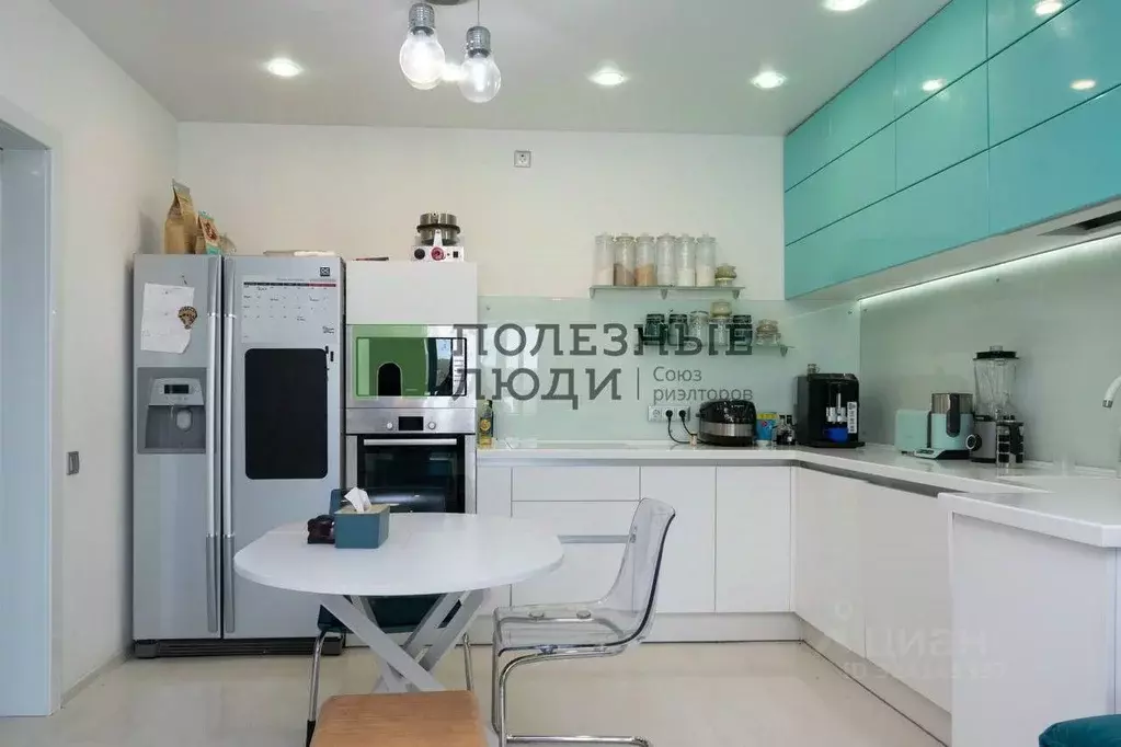 3-к кв. Забайкальский край, Чита ул. Курнатовского, 71к1 (94.0 м) - Фото 1