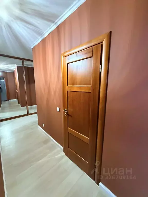 1-к кв. Свердловская область, Екатеринбург ул. Московская, 70 (50.0 м) - Фото 1