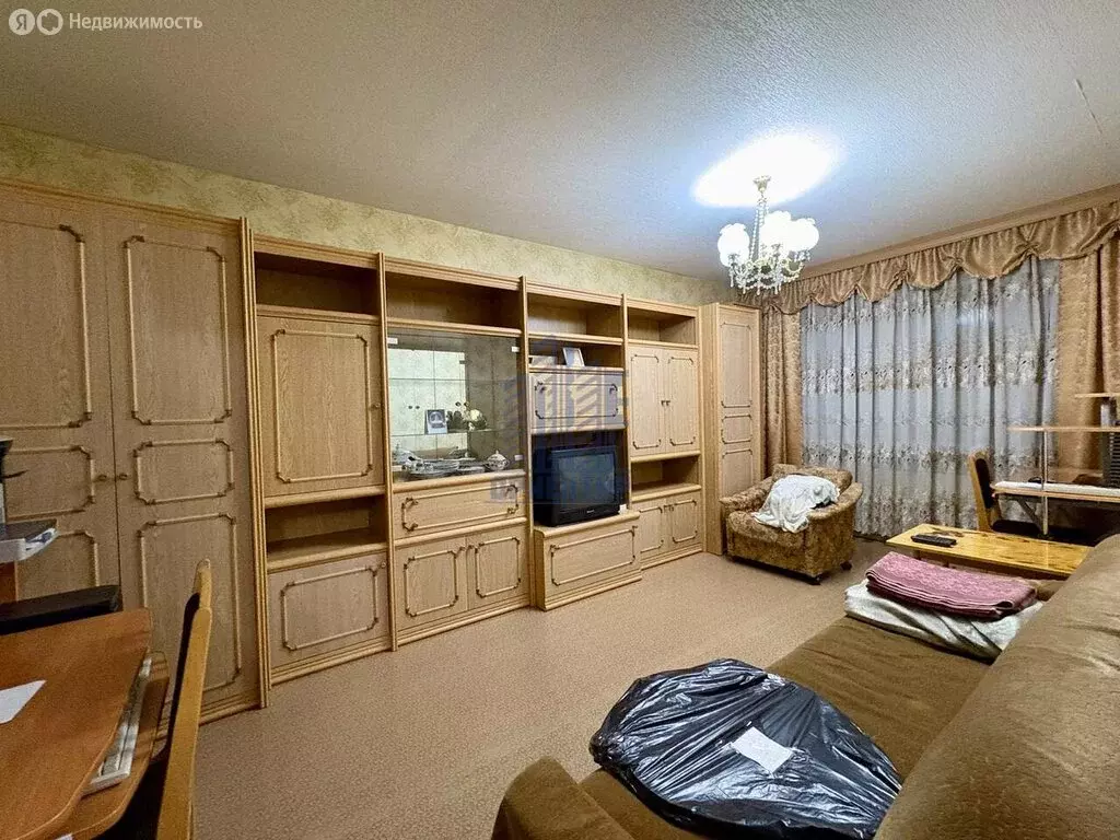 3-комнатная квартира: Чебоксары, бульвар Анатолия Миттова, 20 (67.4 м) - Фото 1