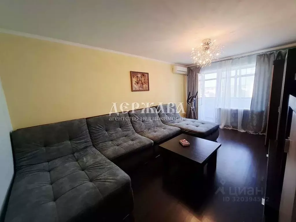 3-к кв. Белгородская область, Старый Оскол Королева мкр, 1 (63.8 м) - Фото 0