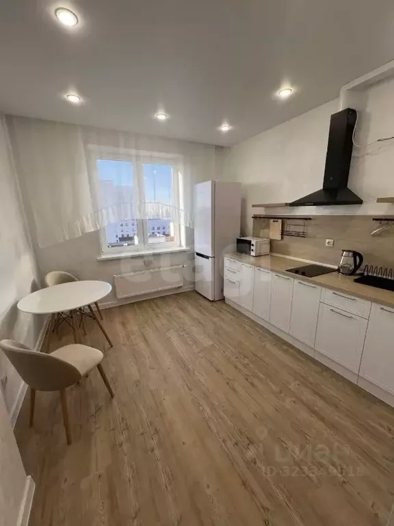 1-к кв. Тюменская область, Тюмень Новгородская ул., 22 (38.0 м) - Фото 2