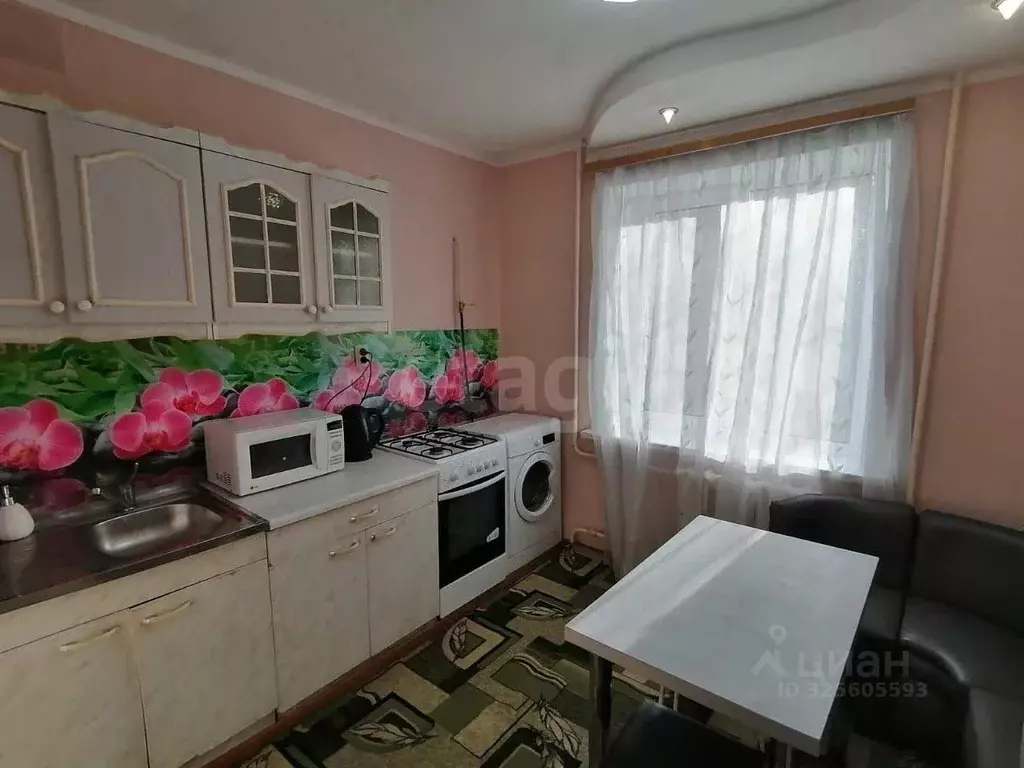 1-к кв. Курганская область, Курган Заозерный жилрайон, 5-й мкр, 11 ... - Фото 1