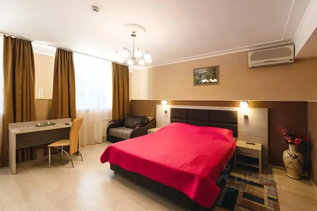 Комната Крым, Алушта ул. Комсомольская, 5 - Фото 1